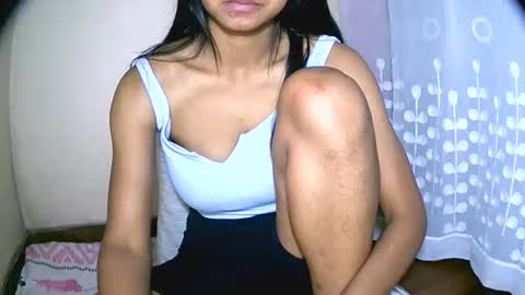 Snapshot of vanih27 chatting on April 12, 2026, 7:35 am vanih27 online show from April 12, 2026, 7:35 am