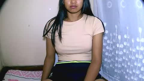 Snapshot of vanih27 chatting on April 15, 2026, 9:26 pm vanih27 online show from April 15, 2026, 9:26 pm