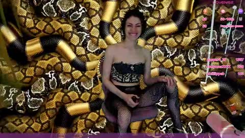 Skkye online show from September 24, 2025, 2:42 pm