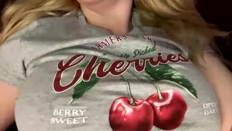 Snapshot of vanillapuddingpie chatting on March 6, 2025, 12:54 am vanillapuddingpie online show from March 6, 2025, 12:54 am