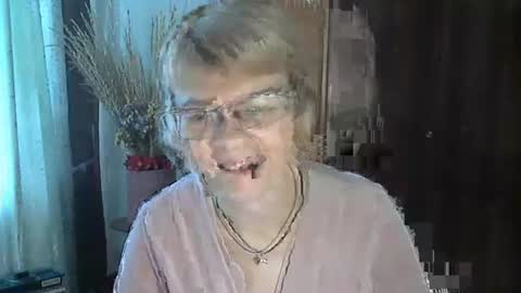 Vanillaxcreamy online show from January 12, 2025, 9:19 am