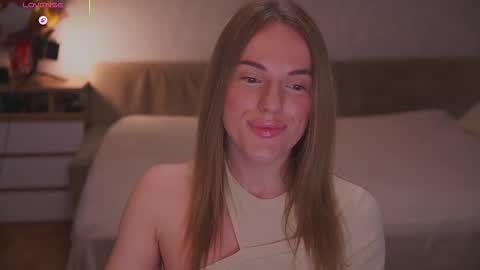 Sophie online show from December 2, 2025, 10:05 pm