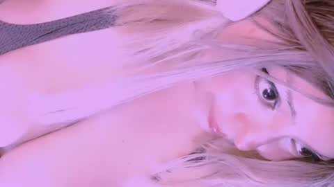 Snapshot of vanne_amet chatting on July 12, 2026, 11:07 pm free follow me online show from July 12, 2026, 11:07 pm