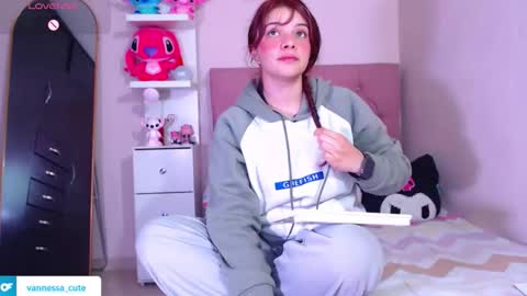 Snapshot of vannessa_shy chatting on January 11, 2026, 10:04 pm Vanesa online show from January 11, 2026, 10:04 pm