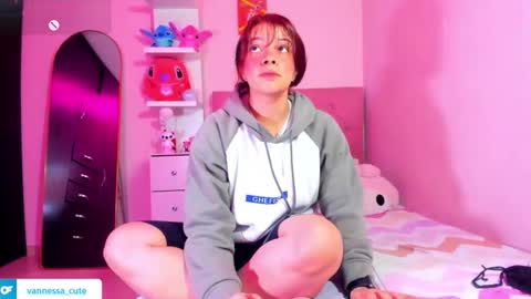 Snapshot of vannessa_shy chatting on January 16, 2026, 6:56 pm Vanesa online show from January 16, 2026, 6:56 pm