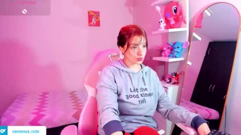 Snapshot of vannessa_shy chatting on February 9, 2026, 8:13 pm Vanesa online show from February 9, 2026, 8:13 pm