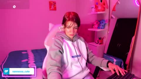 Snapshot of vannessa_shy chatting on February 13, 2026, 5:09 pm Vanesa online show from February 13, 2026, 5:09 pm