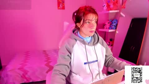 Snapshot of vannessa_shy chatting on February 16, 2026, 8:38 pm Vanesa online show from February 16, 2026, 8:38 pm