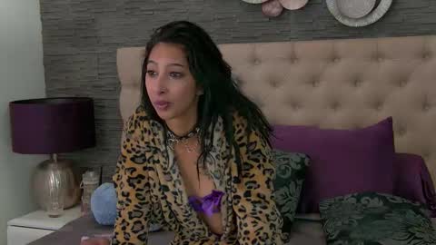 Snapshot of vannyfoxx chatting on November 9, 2025, 8:07 pm Vanessa online show from November 9, 2025, 8:07 pm