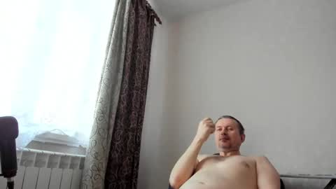 vano_822 online show from February 19, 2025, 1:06 pm