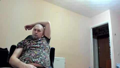 vano_822 online show from November 6, 2025, 10:10 pm