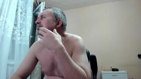vano_822 online show from May 21, 2026, 7:21 pm