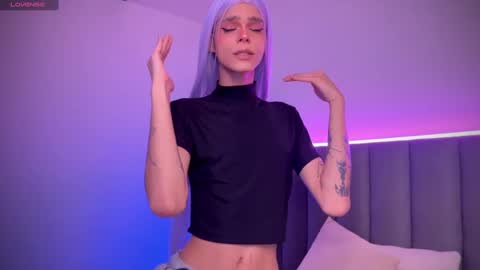  Varya Ferreira - independent model  online show from December 17, 2024, 1:05 pm