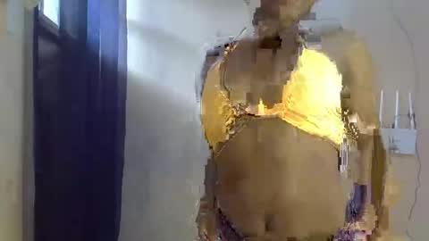 Snapshot of vashnadzegrusha chatting on April 6, 2026, 7:31 am vashnadzegrusha online show from April 6, 2026, 7:31 am