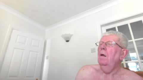 Snapshot of vassus chatting on July 18, 2026, 4:55 pm vassus online show from July 18, 2026, 4:55 pm