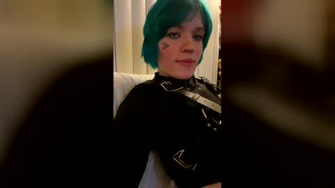 Snapshot of vaultslut111 chatting on February 17, 2026, 6:10 am Vault Slut 111 online show from February 17, 2026, 6:10 am