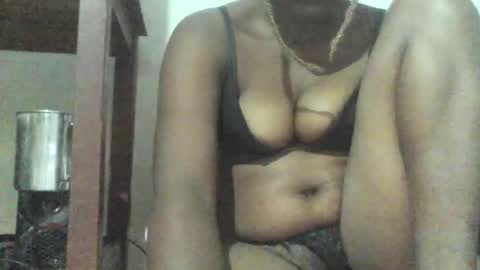 Snapshot of vayanah317 chatting on March 25, 2026, 10:05 pm vayanah317 online show from March 25, 2026, 10:05 pm