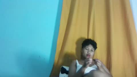 Snapshot of vayannah chatting on April 18, 2026, 8:20 pm Vayannah online show from April 18, 2026, 8:20 pm