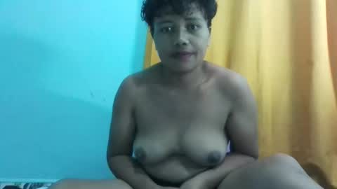Snapshot of vayannah chatting on April 29, 2026, 12:20 pm Vayannah online show from April 29, 2026, 12:20 pm