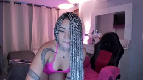 Vayolett Bass online show from December 22, 2025, 1:13 am