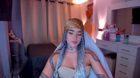 Vayolett Bass online show from March 4, 2026, 5:24 am