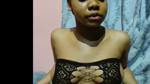 Snapshot of vee62 chatting on December 19, 2025, 8:38 pm vee62 online show from December 19, 2025, 8:38 pm