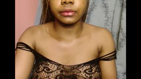 vee62 online show from February 12, 2026, 12:05 am