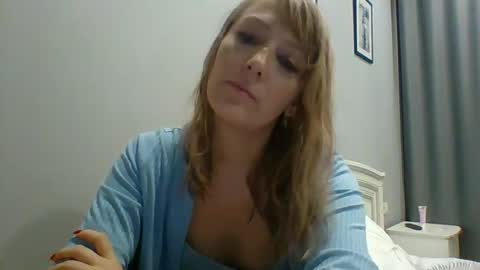 Veessa online show from April 22, 2026, 8:21 pm