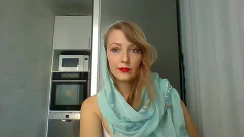 Veessa online show from April 25, 2026, 3:20 pm