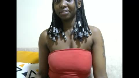 Snapshot of veey_dellah chatting on November 8, 2025, 4:56 am veey online show from November 8, 2025, 4:56 am