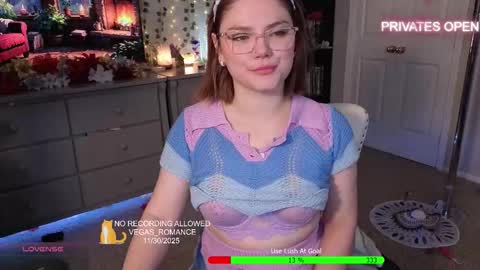 vegas_romance online show from December 1, 2025, 5:23 am