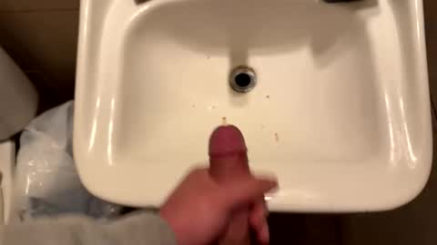 veinyy online show from November 16, 2025, 7:52 pm