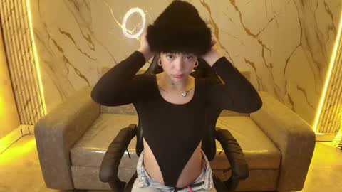 Snapshot of veka_tf chatting on February 11, 2026, 1:27 pm veka_tf online show from February 11, 2026, 1:27 pm