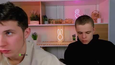 Snapshot of veldi_to chatting on December 16, 2025, 12:32 pm veldi_to online show from December 16, 2025, 12:32 pm