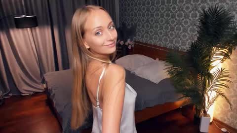 Eva online show from October 17, 2025, 11:57 am