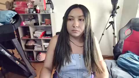 Snapshot of vellarossa chatting on May 18, 2026, 6:14 pm Im VelaI will be Christmas and New Year with my family December 22 to January 13 I will miss you guys. online show from May 18, 2026, 6:14 pm