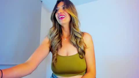 Sara online show from March 8, 2026, 1:36 am