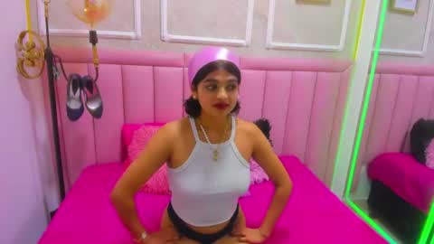 Snapshot of velvet_giirll chatting on June 30, 2026, 4:46 am velvet_giirll online show from June 30, 2026, 4:46 am