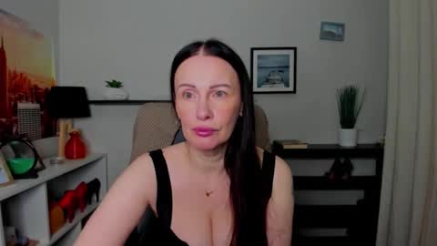 Snapshot of velvet_jasmine chatting on November 25, 2025, 6:46 am Jasmine online show from November 25, 2025, 6:46 am