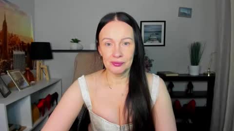 Snapshot of velvet_jasmine chatting on December 16, 2025, 6:29 am Jasmine online show from December 16, 2025, 6:29 am