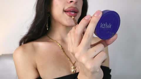 Snapshot of velvet_raze chatting on June 4, 2026, 1:06 pm Velvet online show from June 4, 2026, 1:06 pm