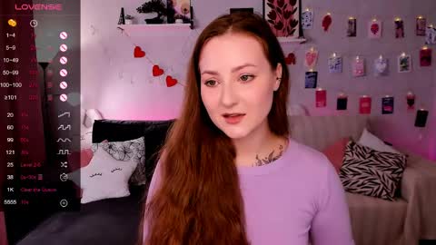 Snapshot of velvetcherry_ chatting on May 20, 2026, 9:04 am Mia online show from May 20, 2026, 9:04 am