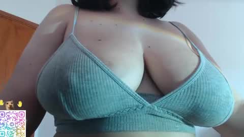 Snapshot of velvetcrystal chatting on July 9, 2026, 6:45 pm Crystal PVT OPEN online show from July 9, 2026, 6:45 pm