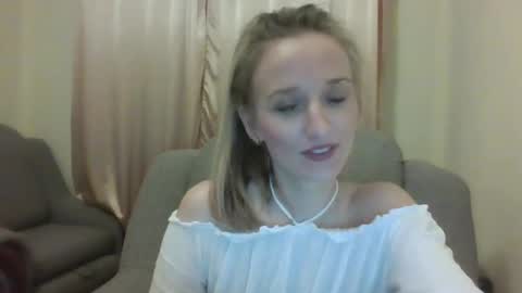 Snapshot of velvetintuition chatting on May 23, 2026, 8:57 pm velvetintuition online show from May 23, 2026, 8:57 pm