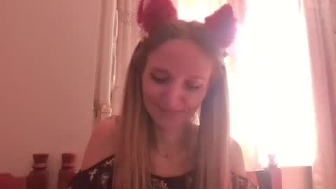 Snapshot of velvetintuition chatting on June 8, 2026, 12:49 pm velvetintuition online show from June 8, 2026, 12:49 pm