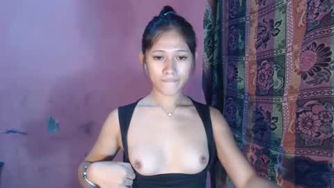 velvetmisa online show from May 28, 2026, 4:59 pm