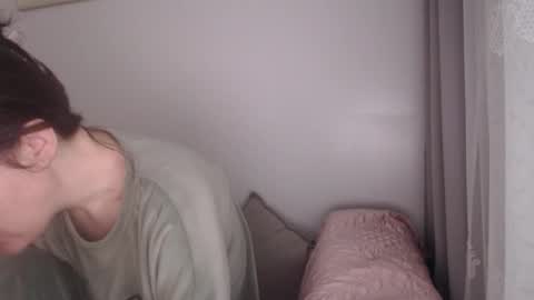 velvetmoon123 online show from December 18, 2025, 7:47 am