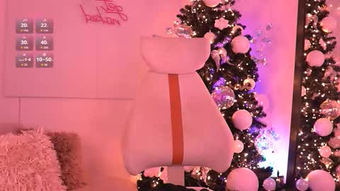 Snapshot of velvetsinx chatting on December 4, 2025, 10:51 pm Velvet online show from December 4, 2025, 10:51 pm