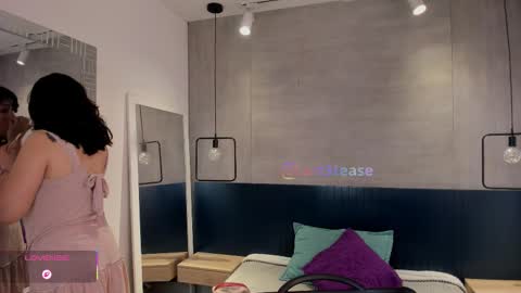 velvettease_ online show from November 30, 2025, 12:42 pm