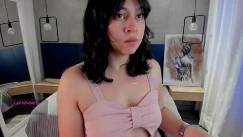 velvettease_ online show from January 12, 2026, 12:43 pm